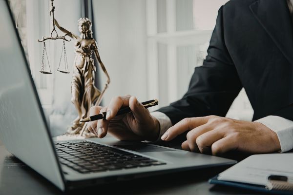 how legal aid works